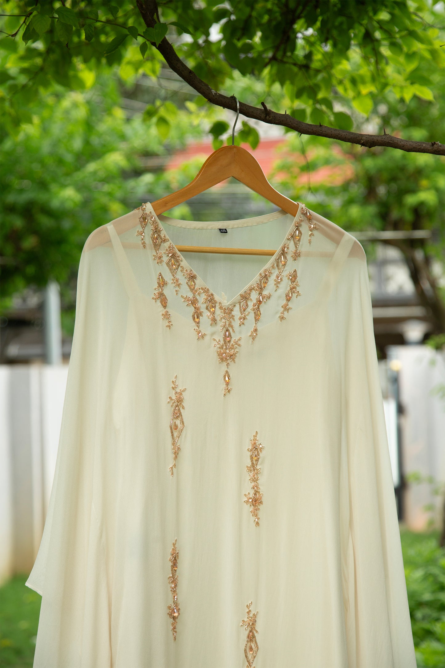 Off-White - Georgette Kaftan with Shantoon Slip